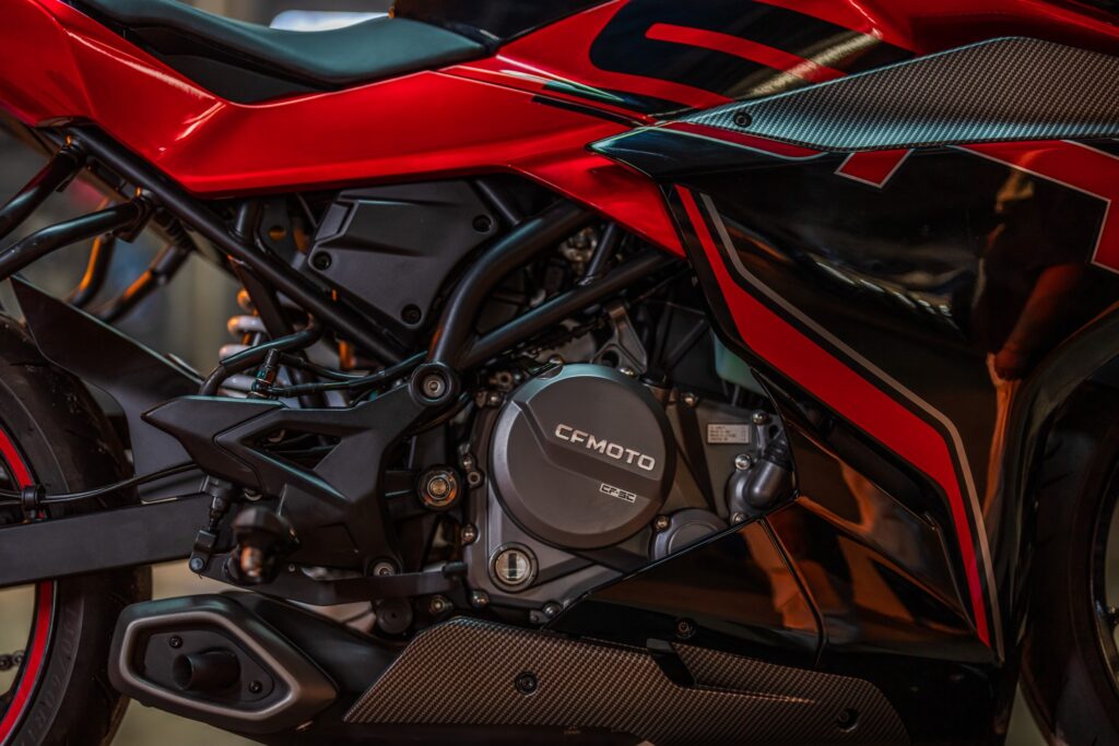 230 DUAL - 250NK - CFMOTO