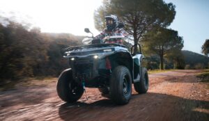 квадроцикл cforce c4